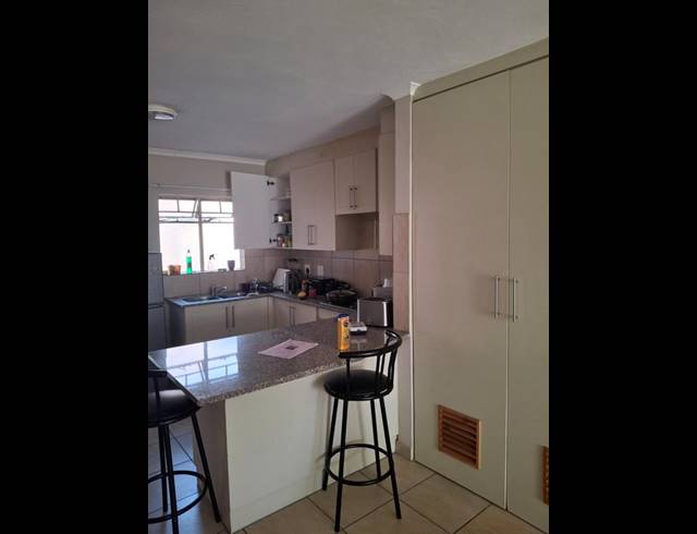 2 BEDROOM APARTMENT FOR SALE IN ANNLIN-WES